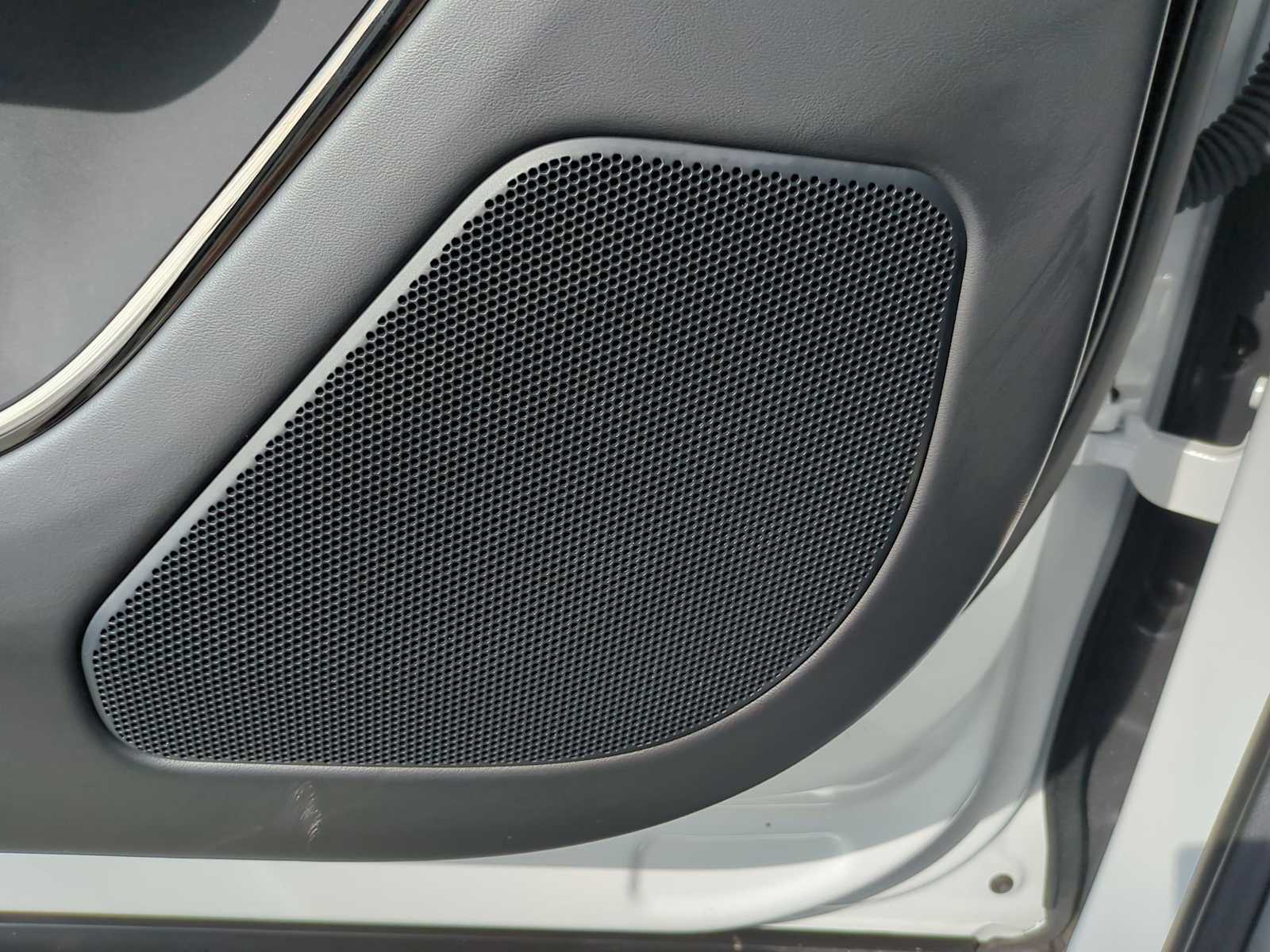 Thumbnail: 2025 Land Rover Range Rover Sport - 24