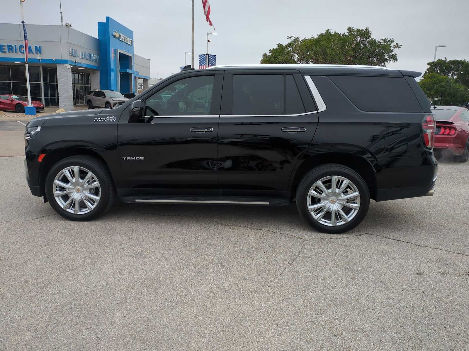 Thumbnail: 2022 Chevrolet Tahoe - 5