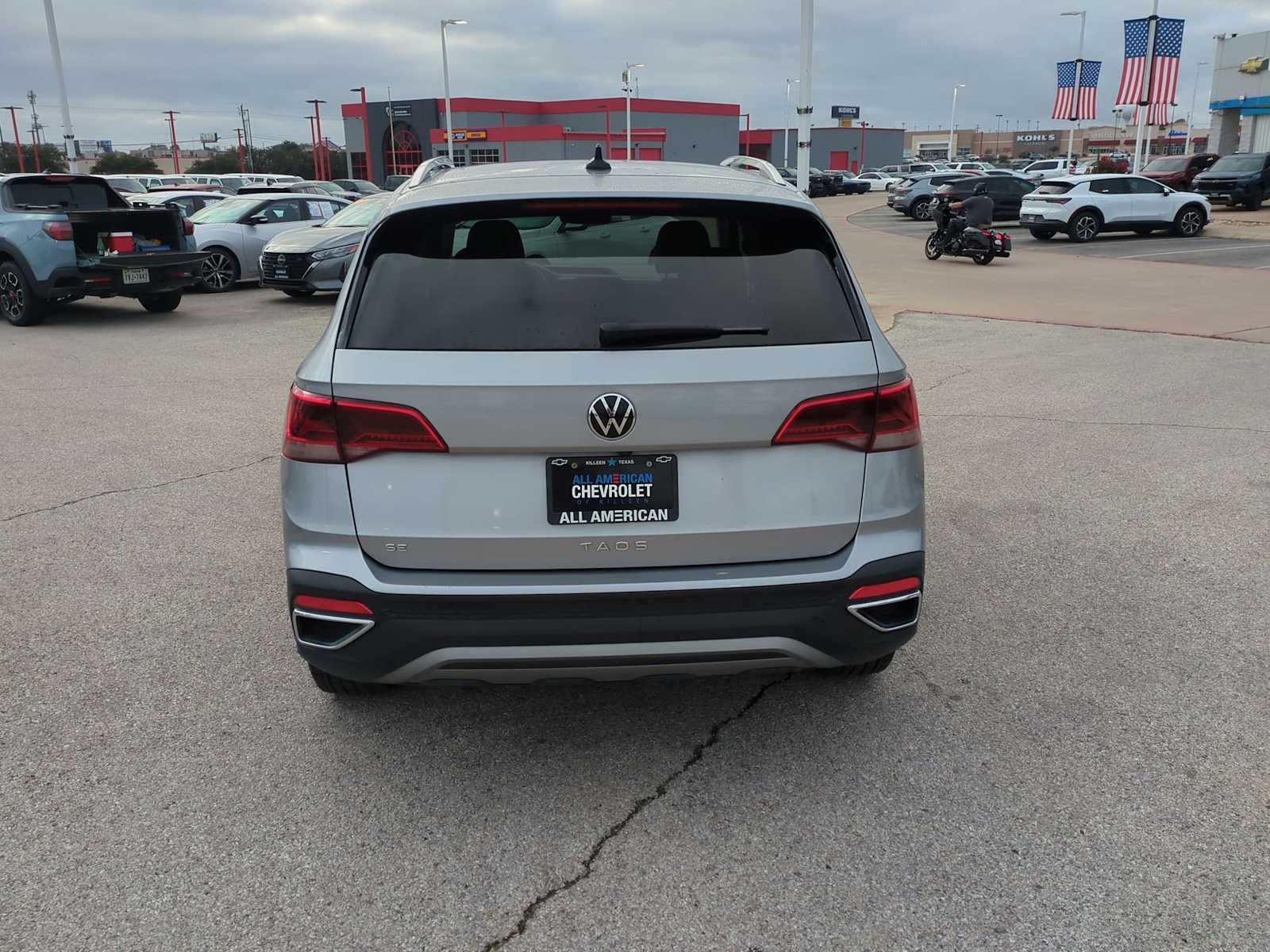 Thumbnail: 2024 Volkswagen Taos - 7