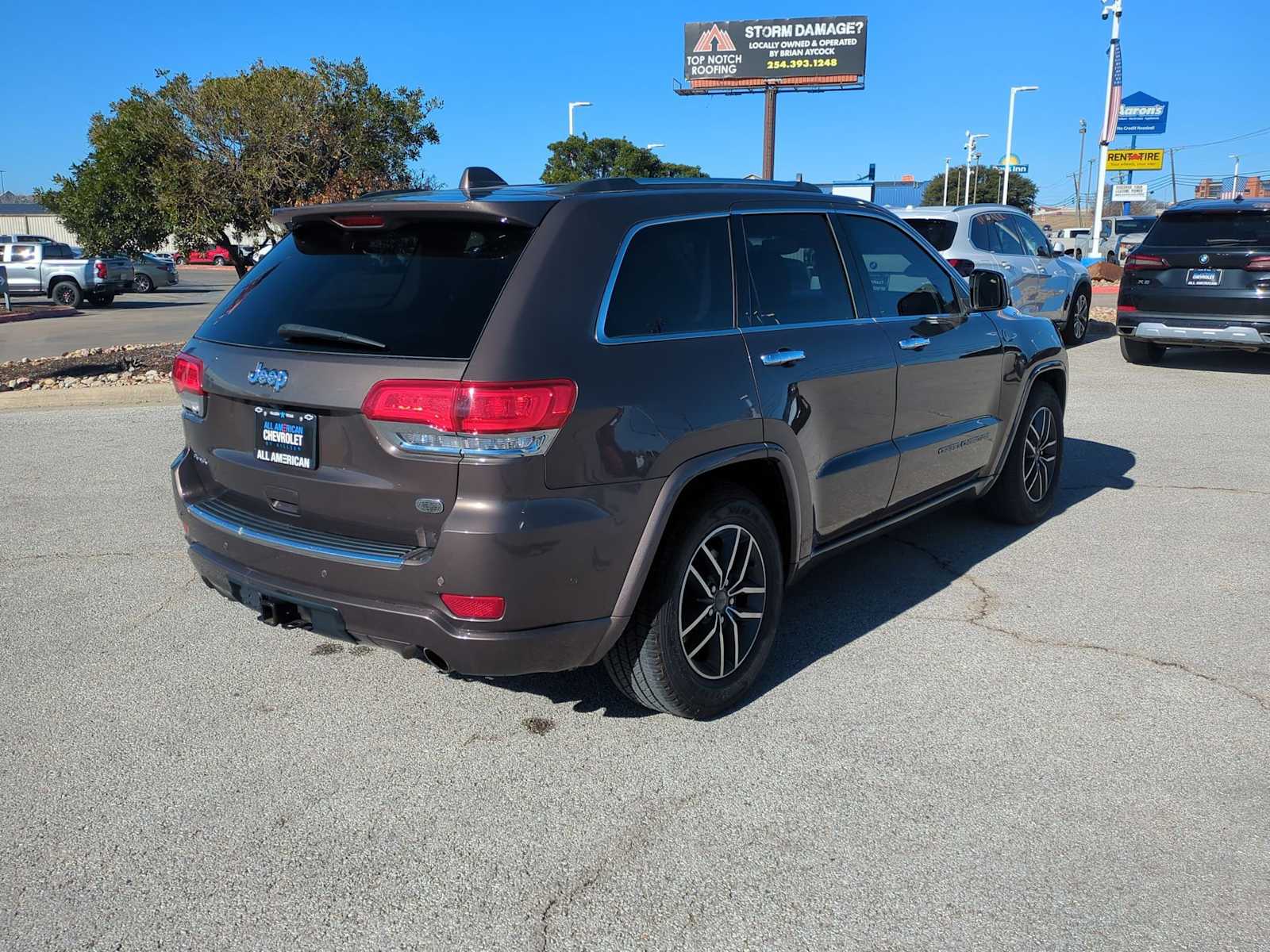 Thumbnail: 2019 Jeep Grand Cherokee - 8
