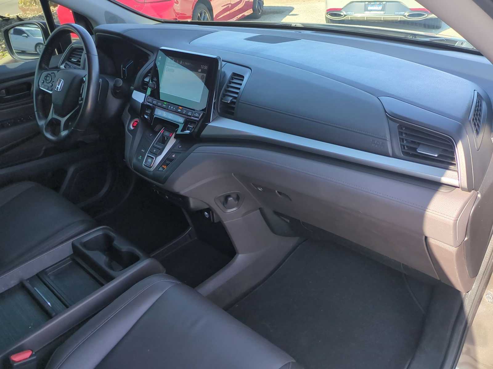 Thumbnail: 2018 Honda Odyssey - 30