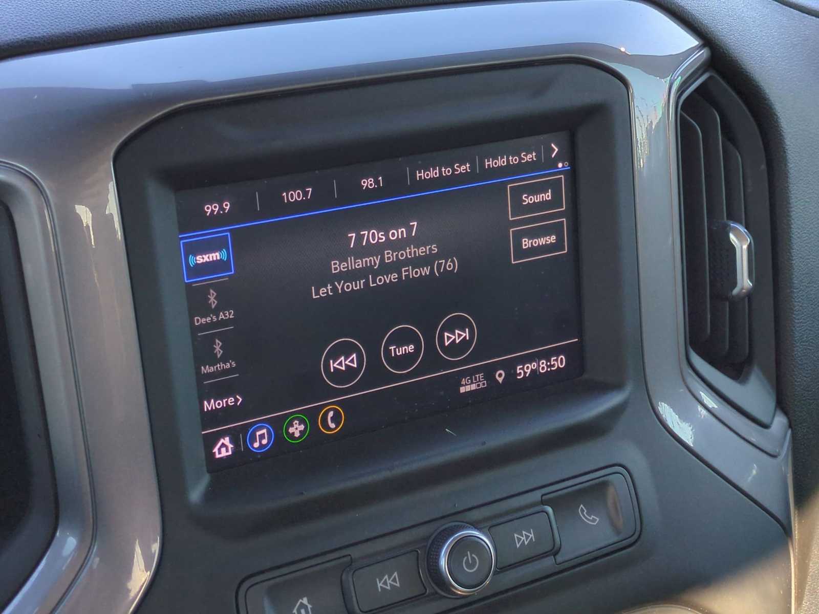 Thumbnail: 2020 Chevrolet Silverado 1500 - 13