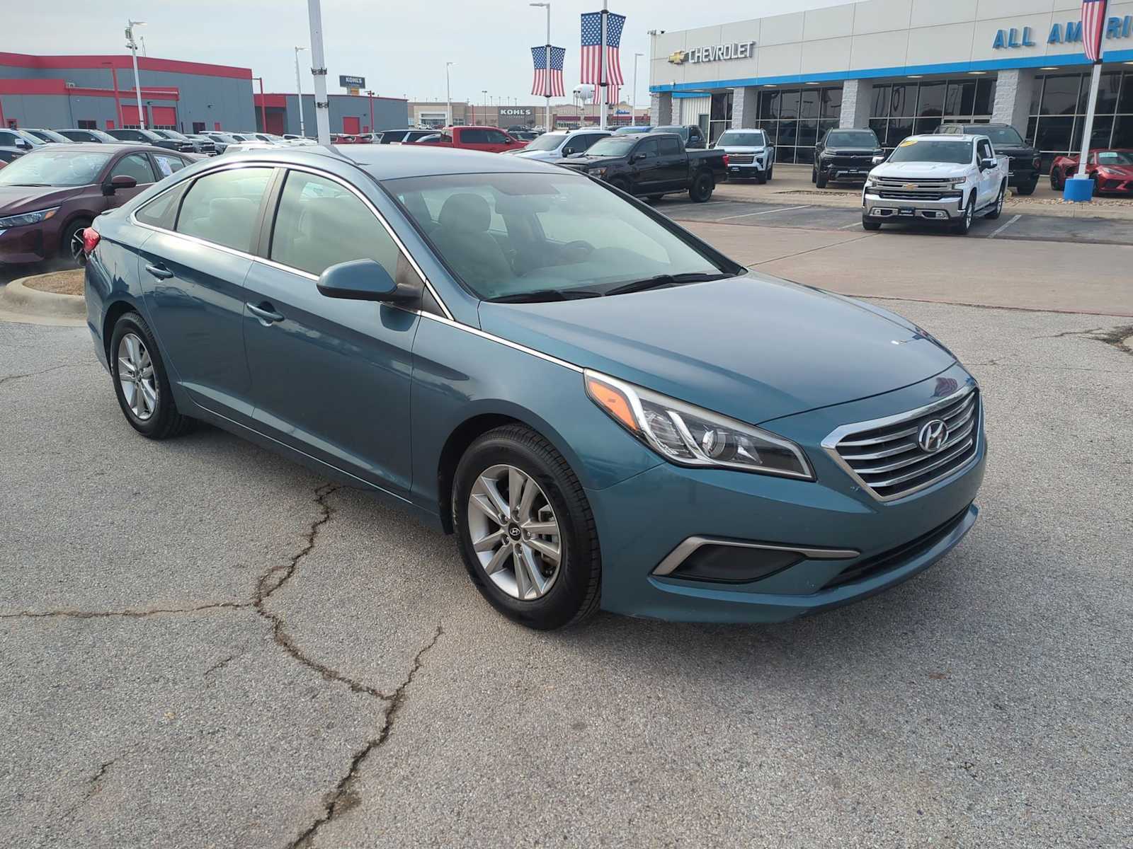 Thumbnail: 2016 Hyundai Sonata - 2