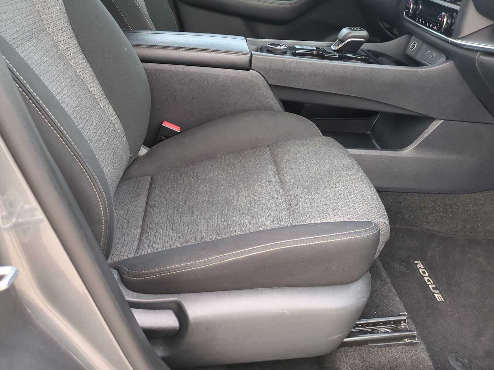 Thumbnail: 2023 Nissan Rogue - 27