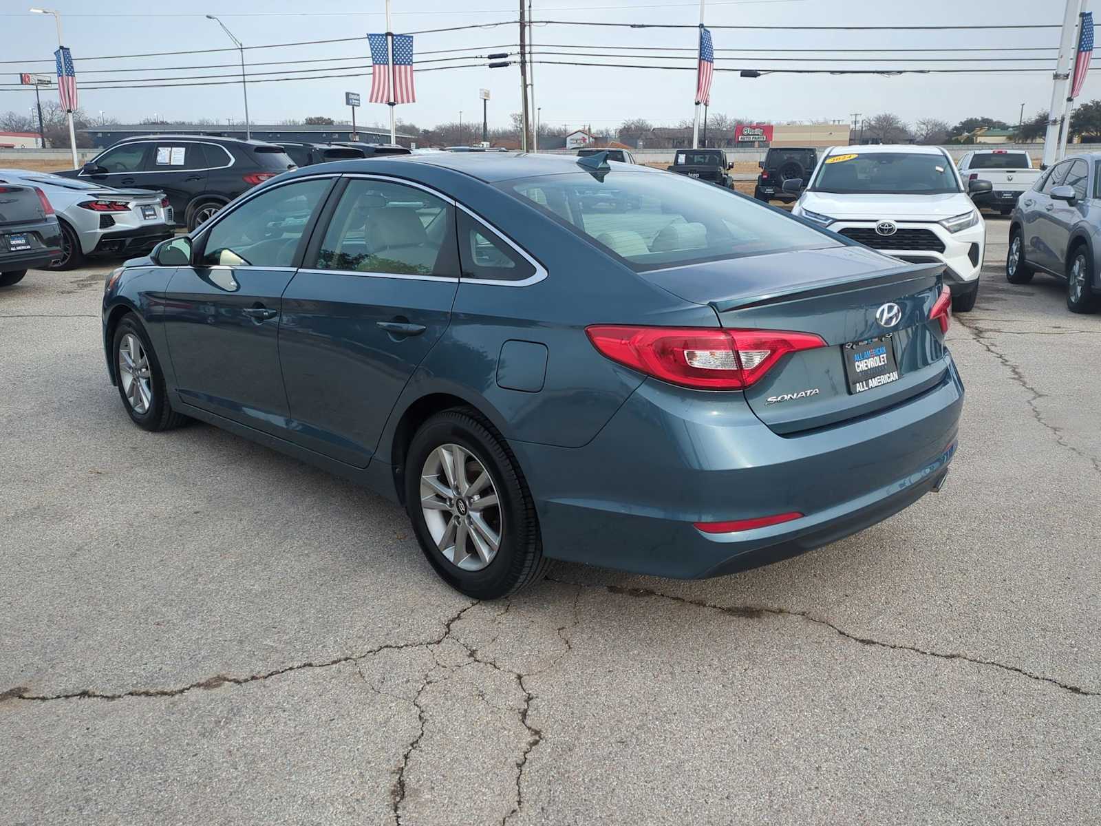 Thumbnail: 2016 Hyundai Sonata - 6