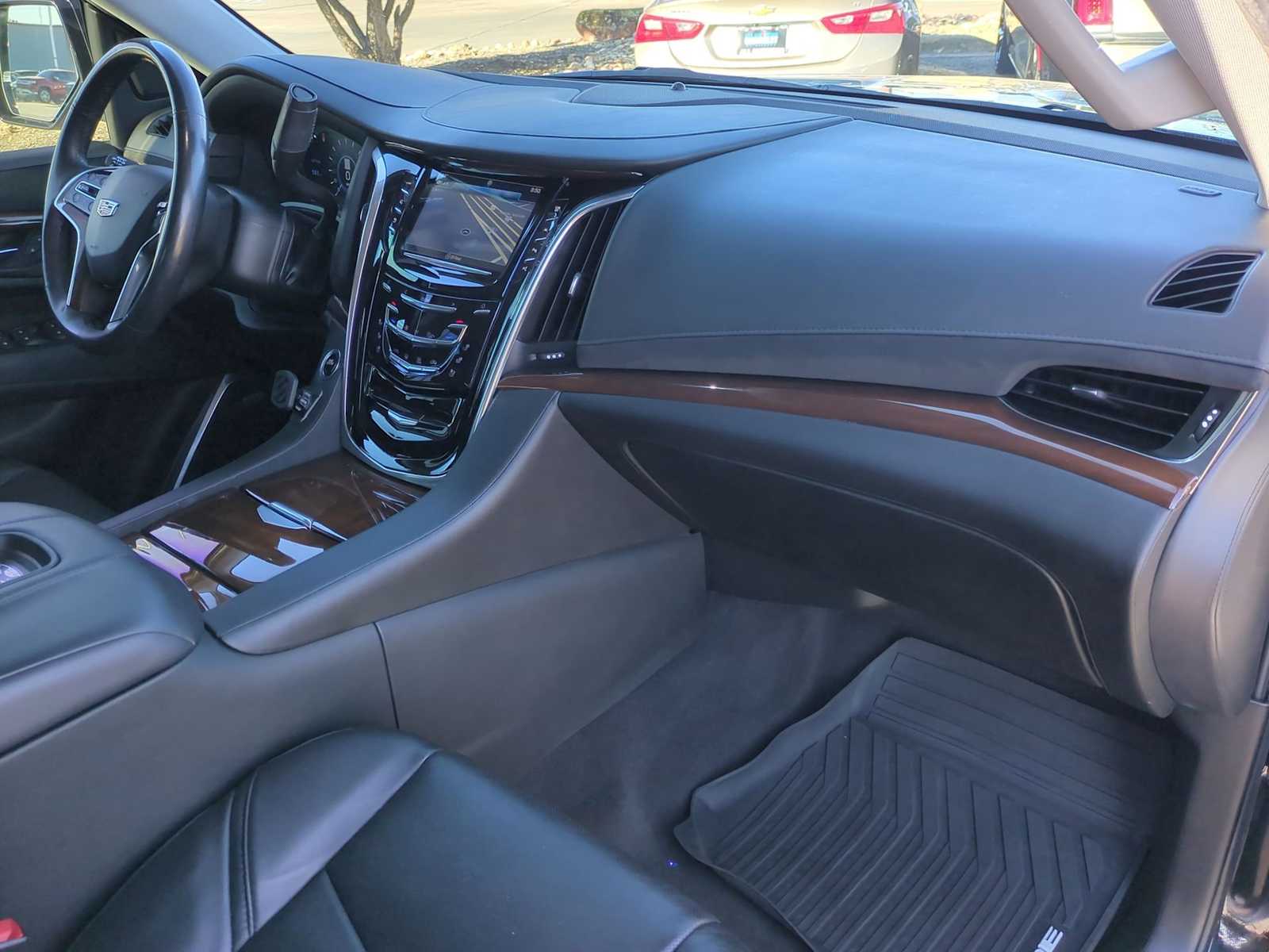 Thumbnail: 2020 Cadillac Escalade - 30