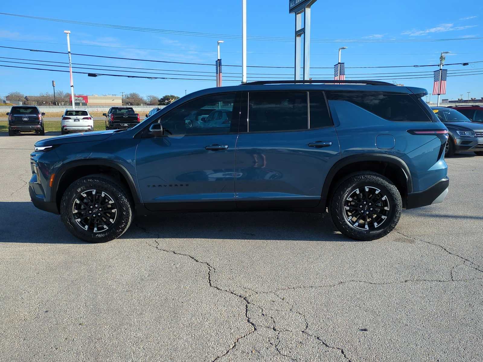 Thumbnail: 2024 Chevrolet Traverse - 5