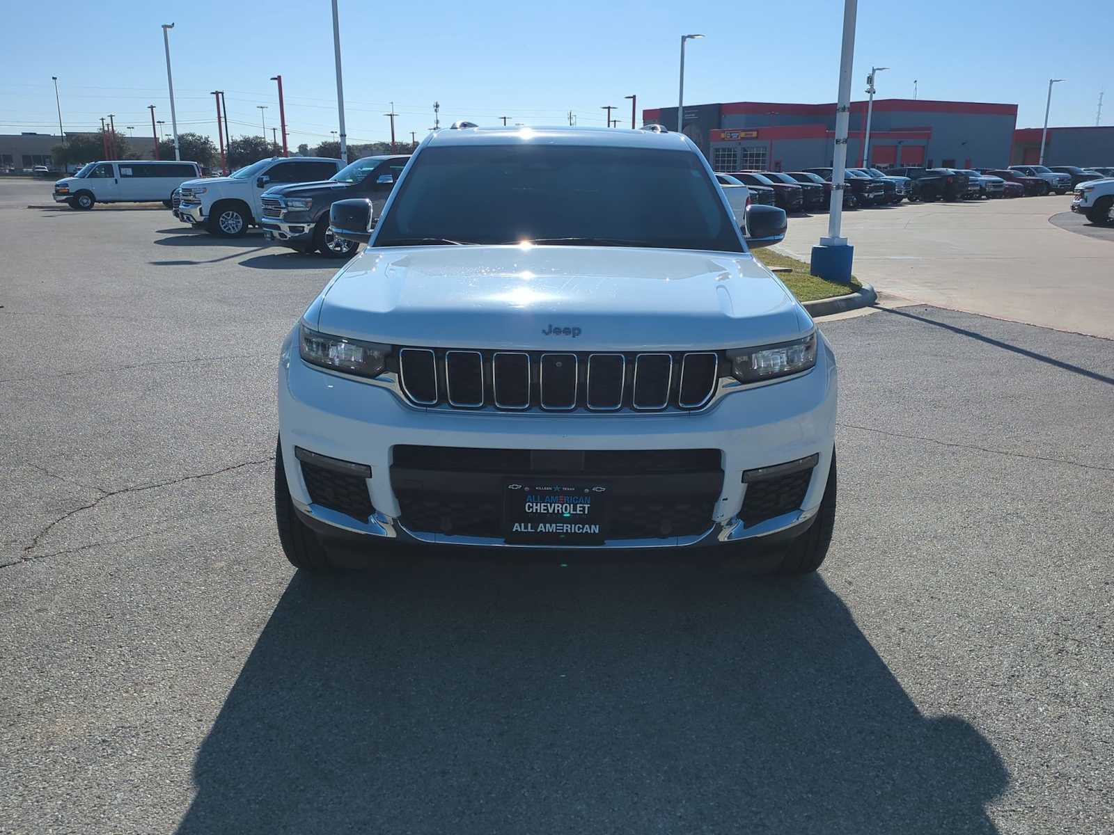2023 Jeep Grand Cherokee Limited photo 2