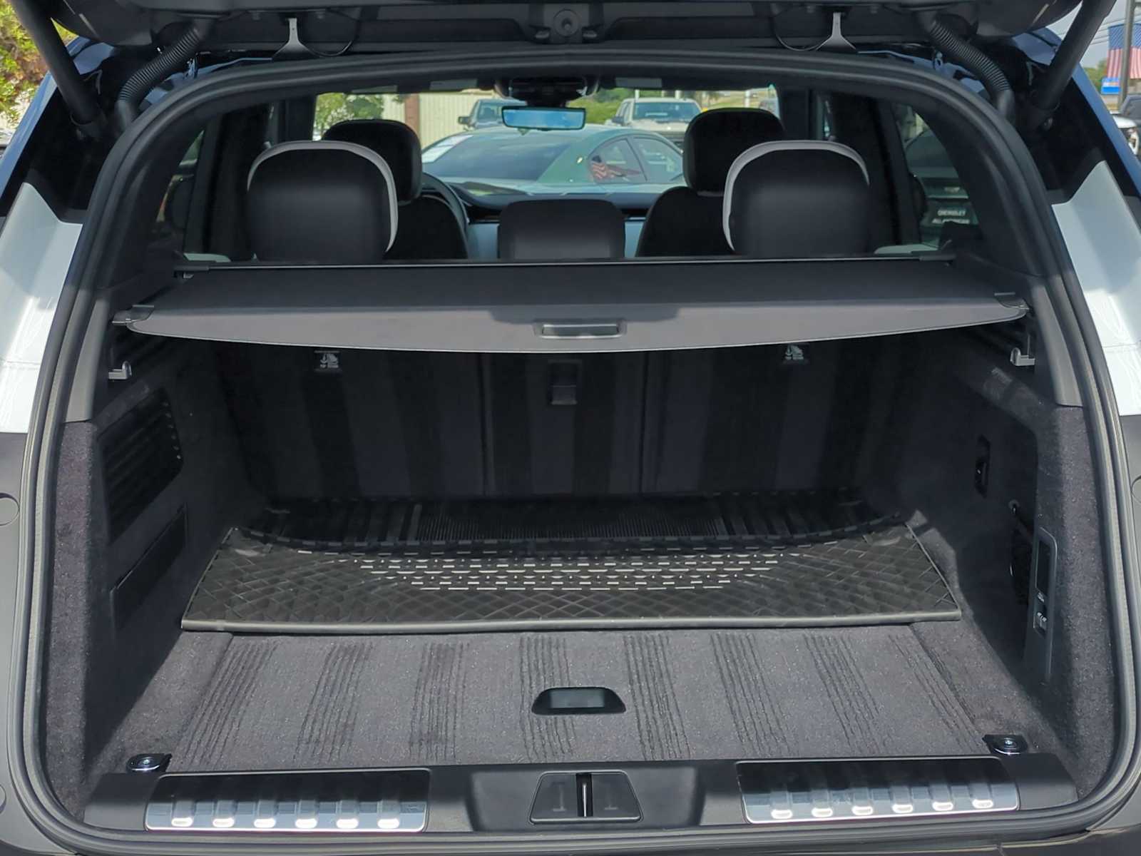 Thumbnail: 2025 Land Rover Range Rover Sport - 26