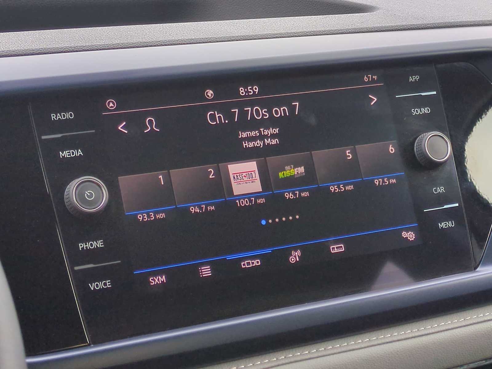 Thumbnail: 2024 Volkswagen Taos - 13