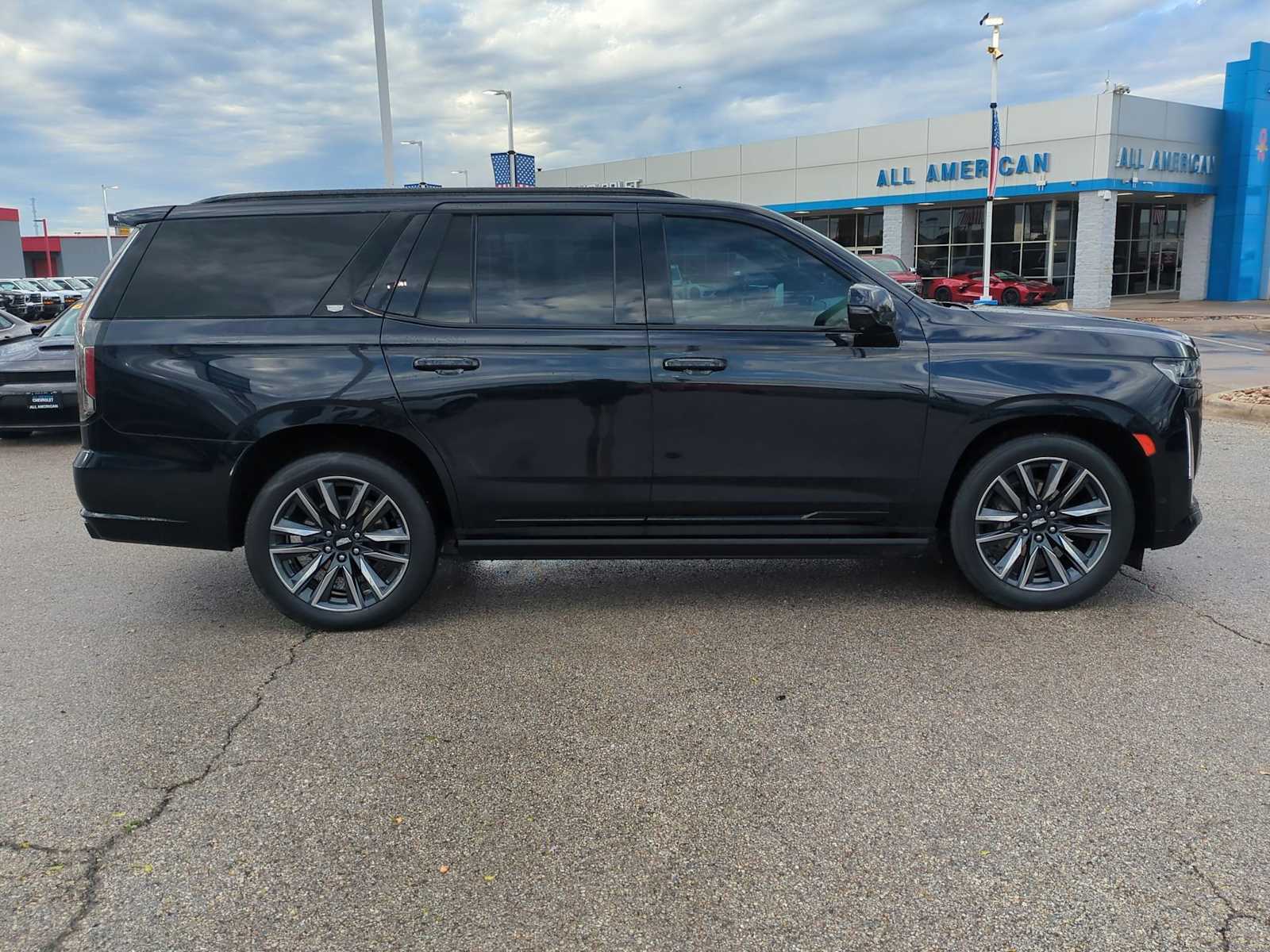 Thumbnail: 2023 Cadillac Escalade - 9