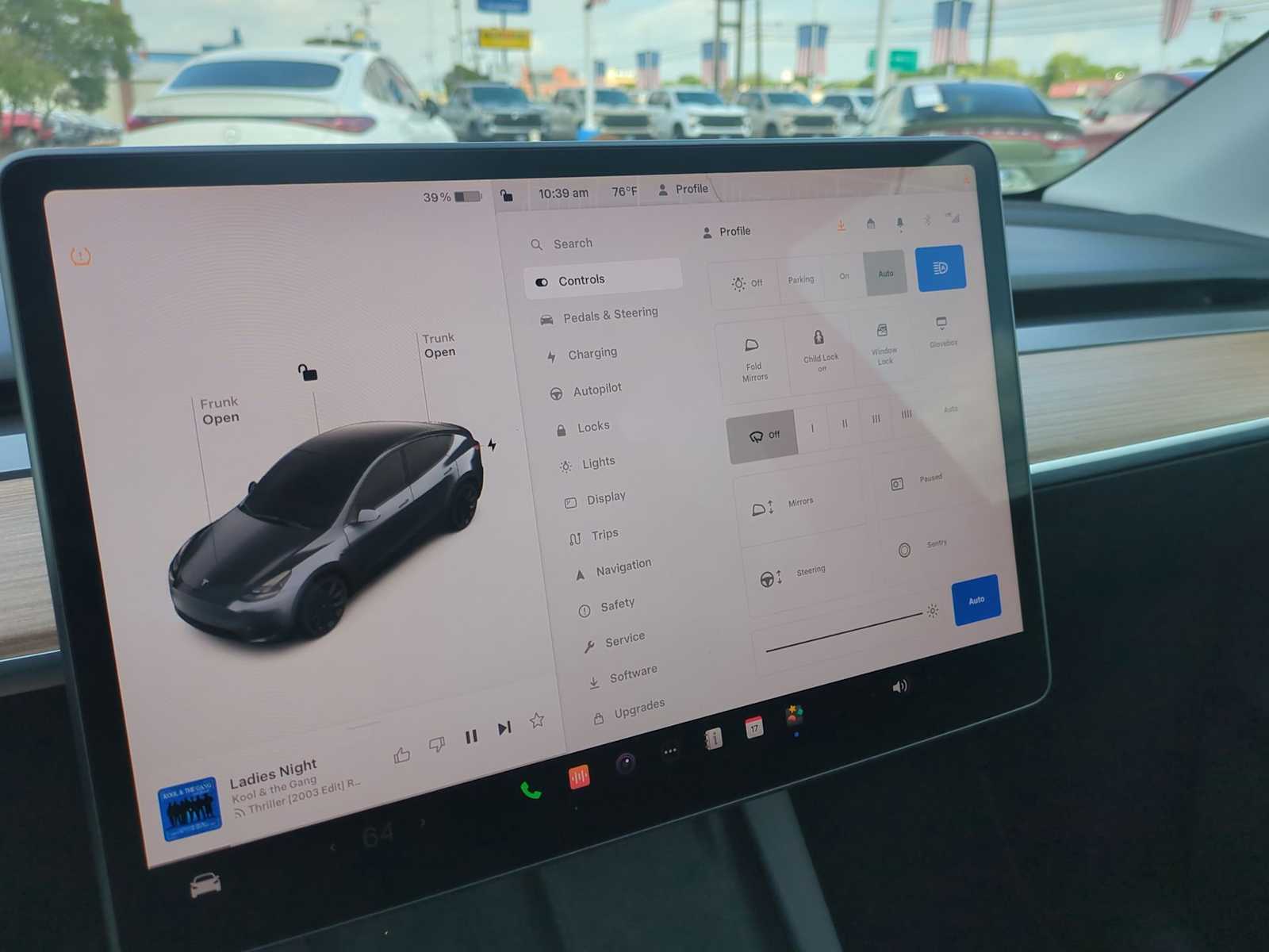 Thumbnail: 2023 Tesla Model Y - 11