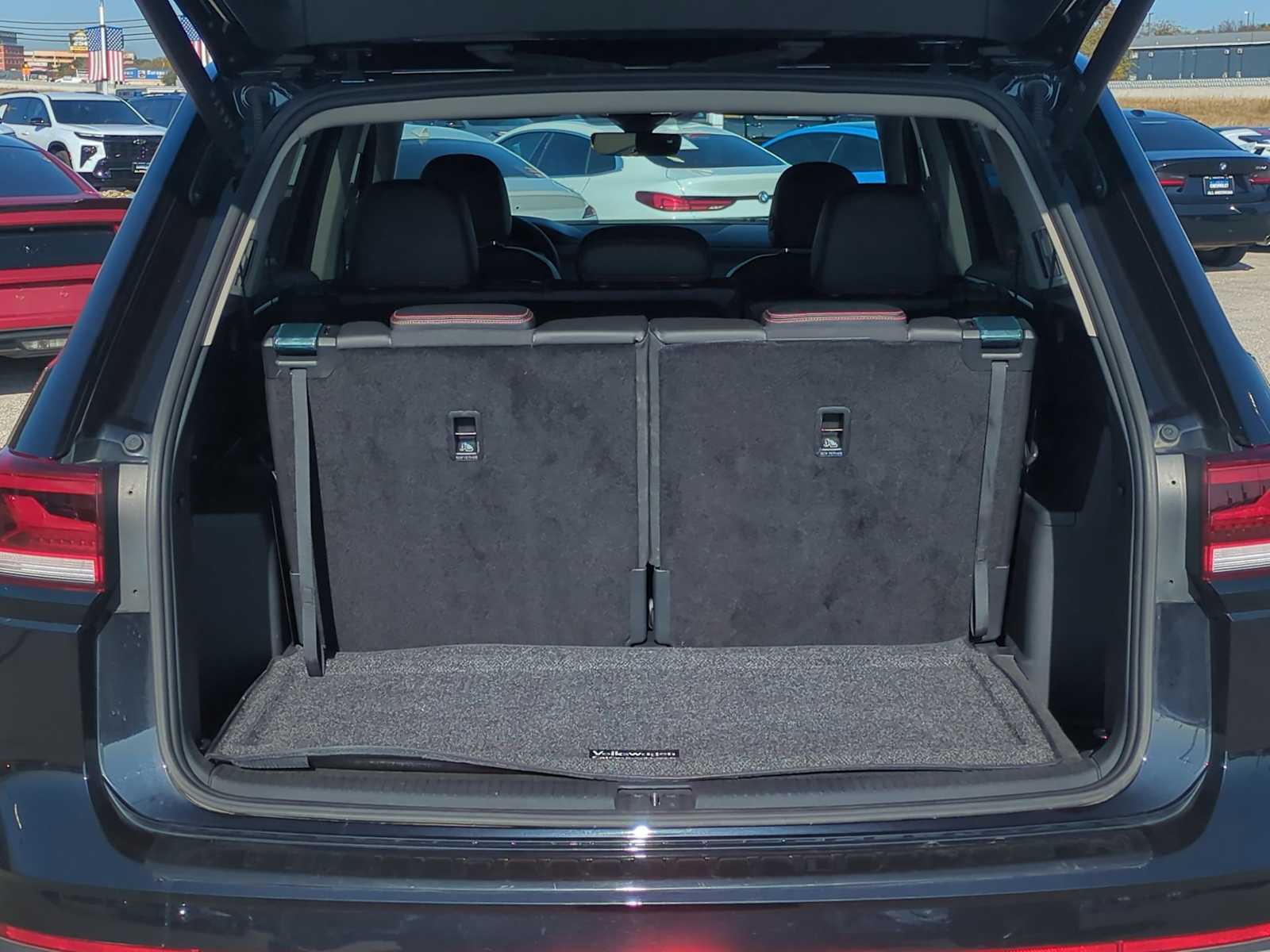 Thumbnail: 2024 Volkswagen Atlas - 26