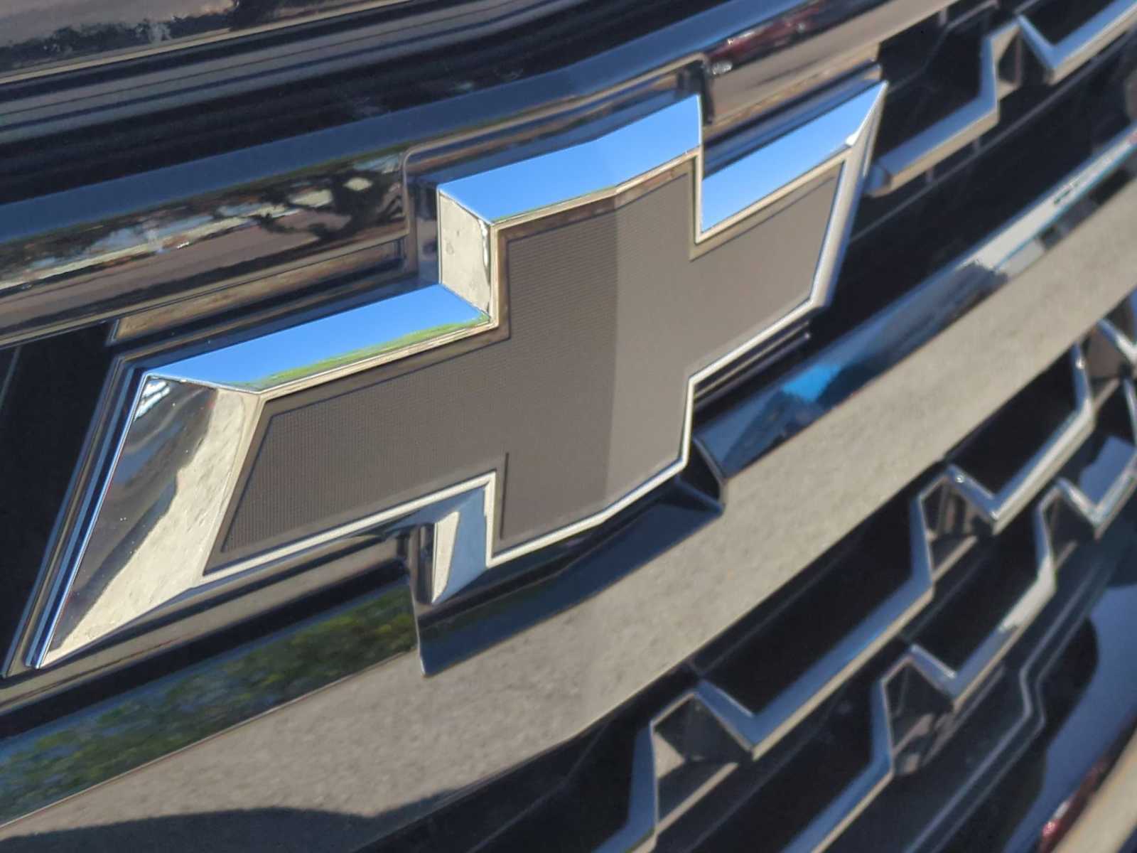 Thumbnail: 2025 Chevrolet Silverado 1500 - 32