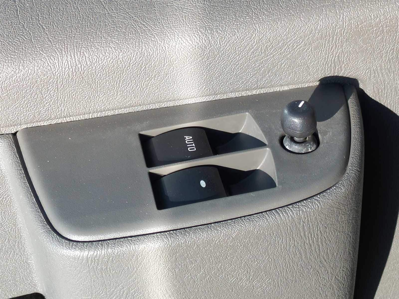 Thumbnail: 2020 Chevrolet Express - 20