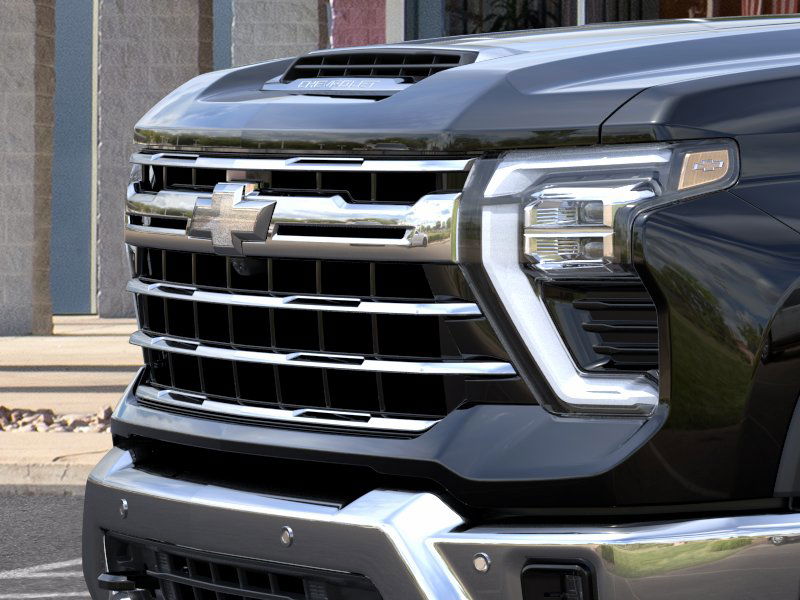Thumbnail: 2026 Chevrolet Silverado 3500 - 13