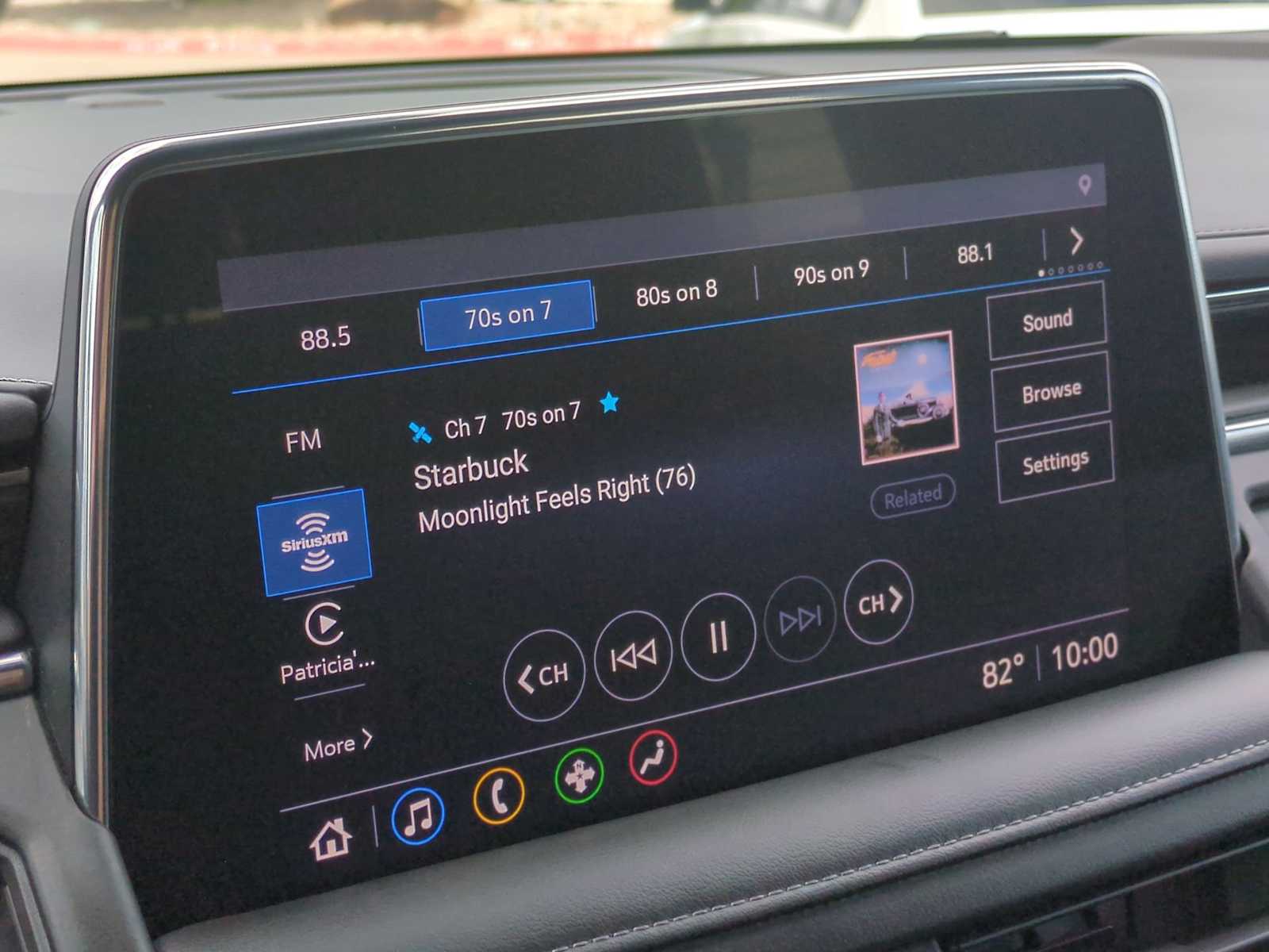2021 Chevrolet Suburban LT 13