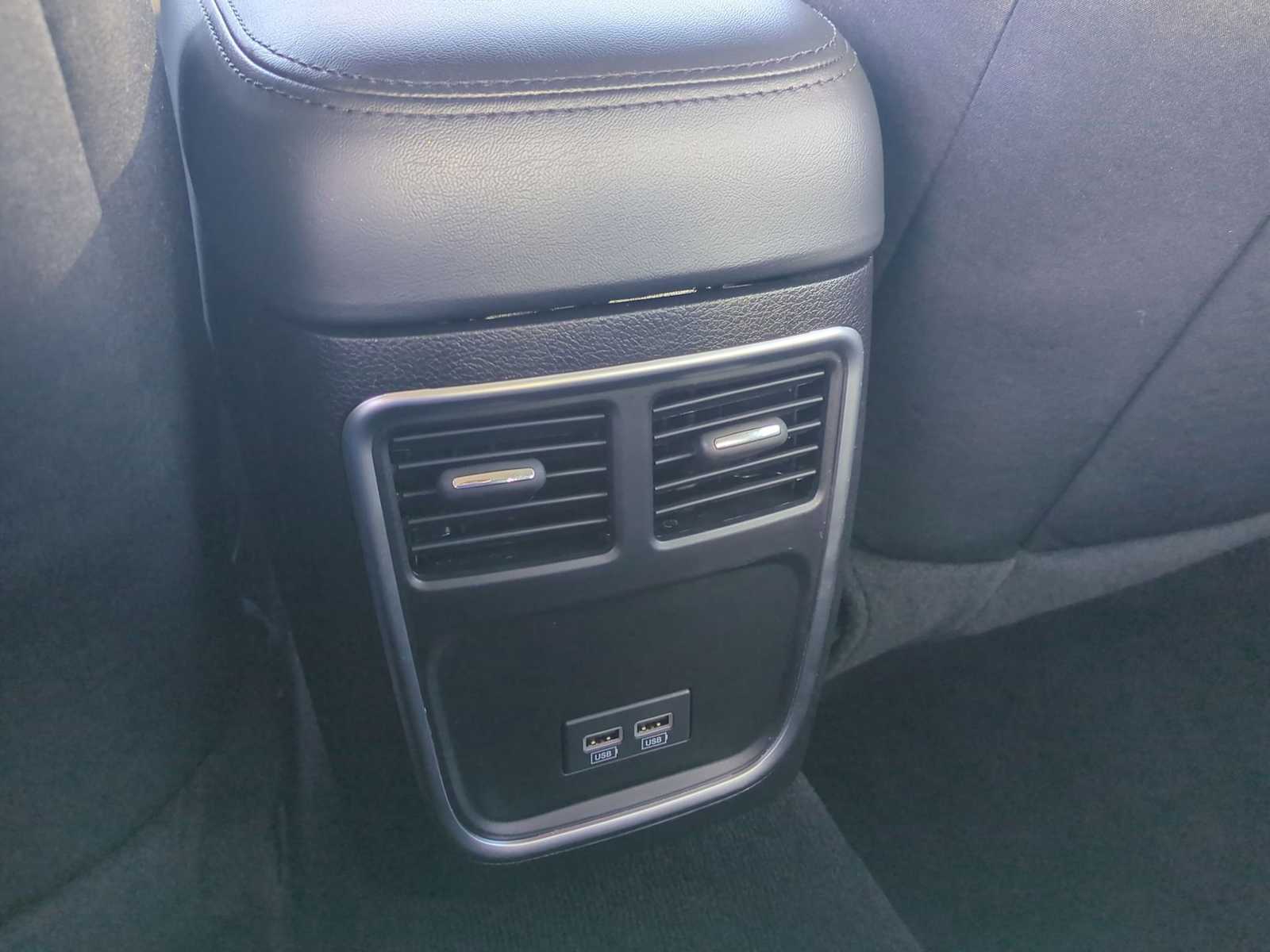 Thumbnail: 2023 Chrysler 300 - 20