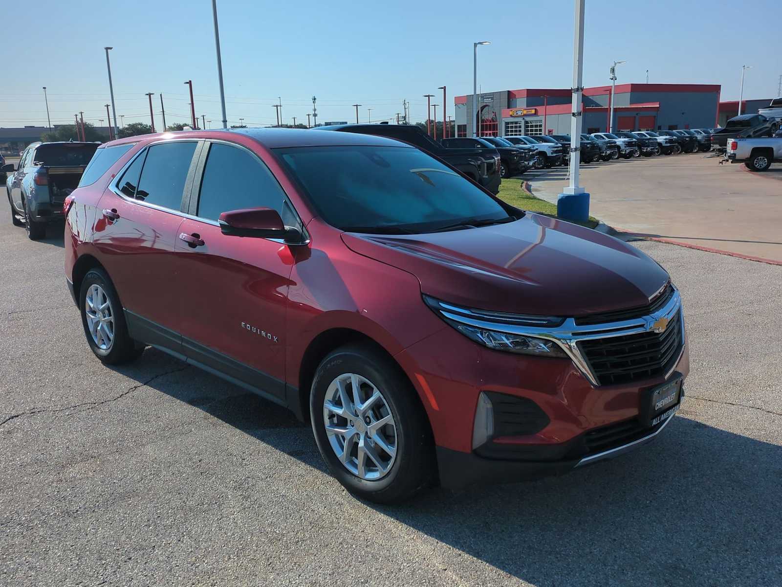 2024 Chevrolet Equinox LT photo 3