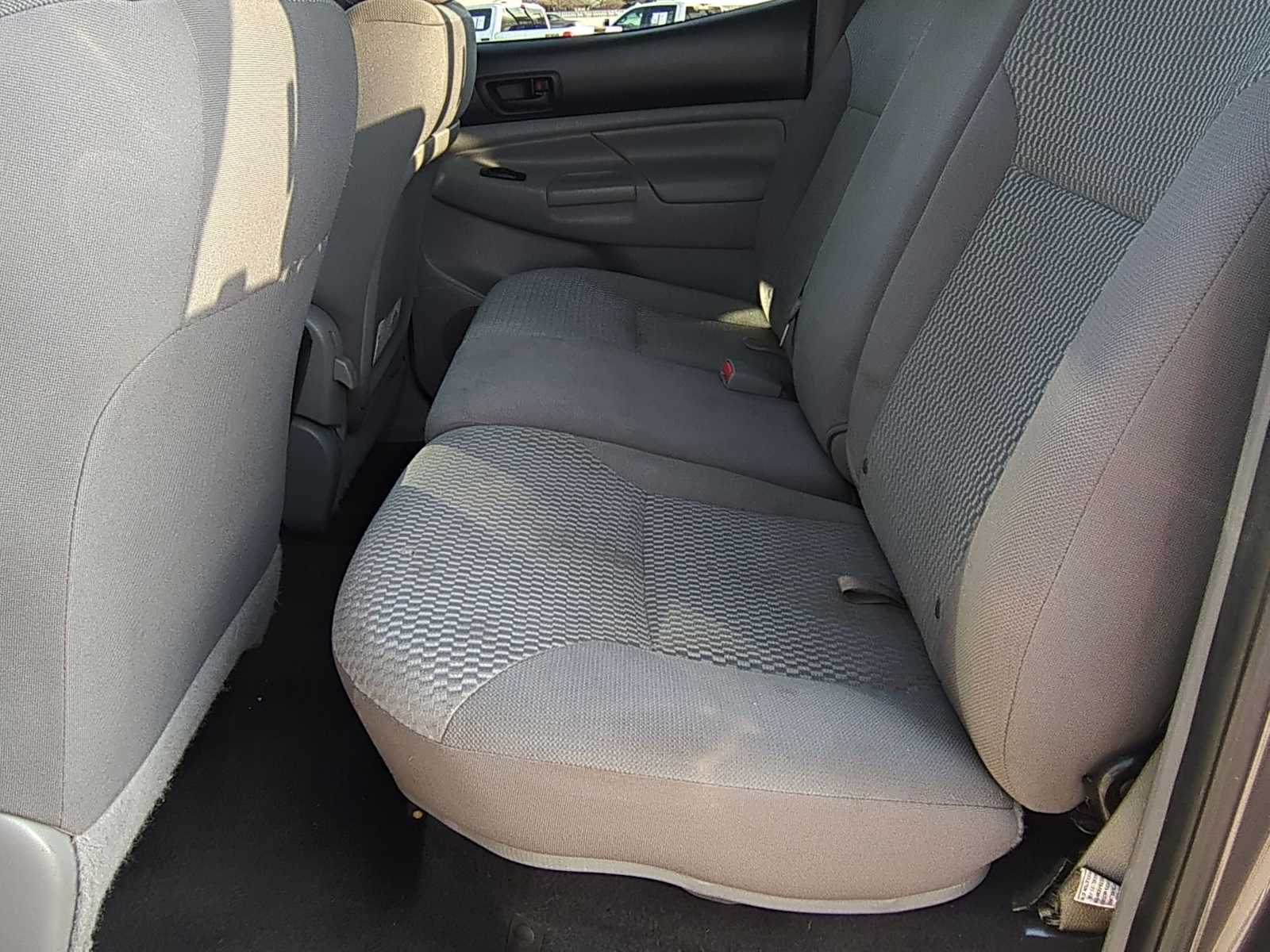 Thumbnail: 2014 Toyota Tacoma - 22