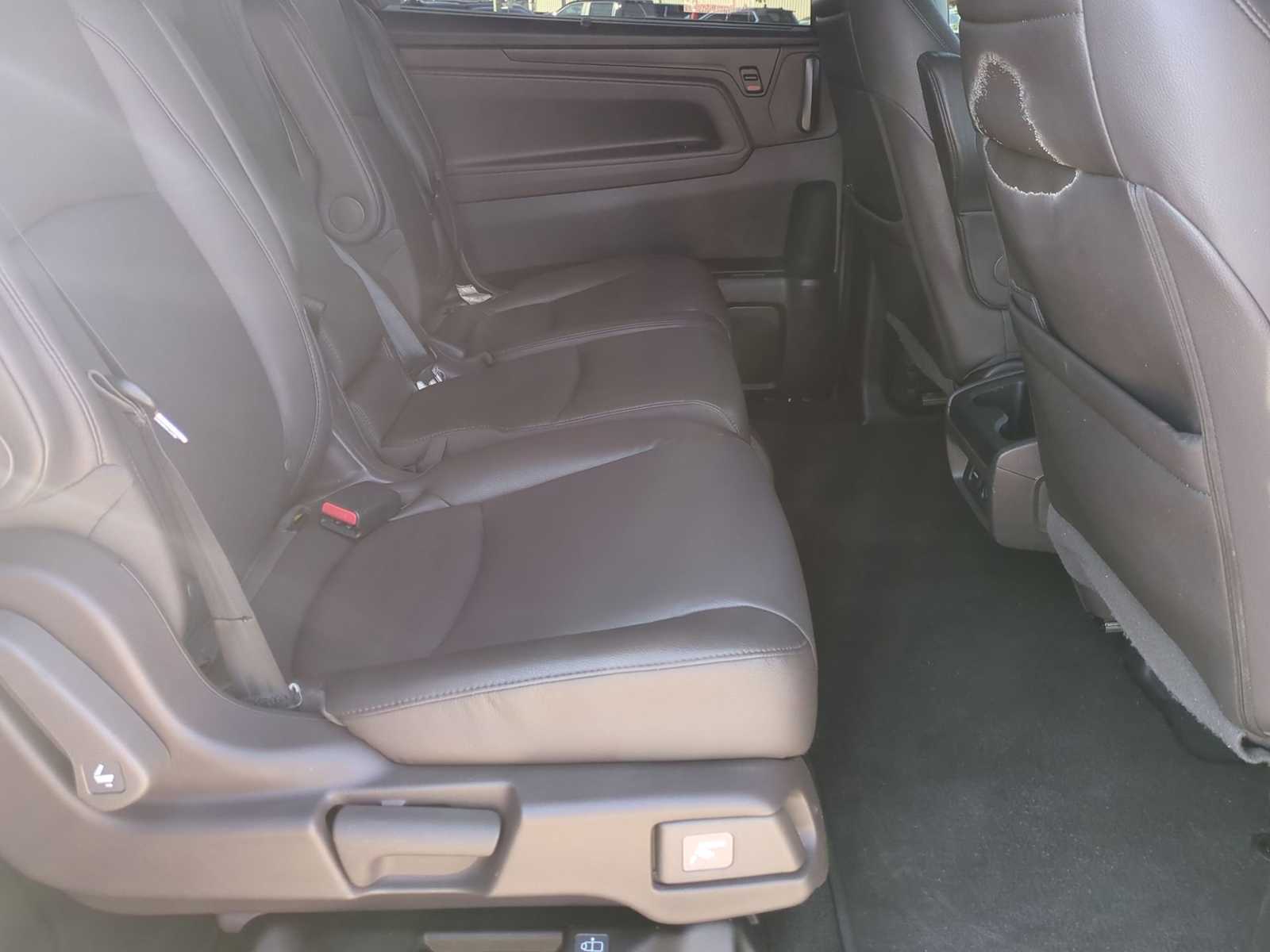 Thumbnail: 2018 Honda Odyssey - 28