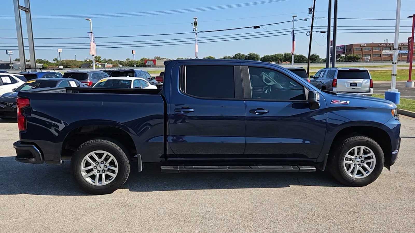 Thumbnail: 2022 Chevrolet Silverado 1500 - 9