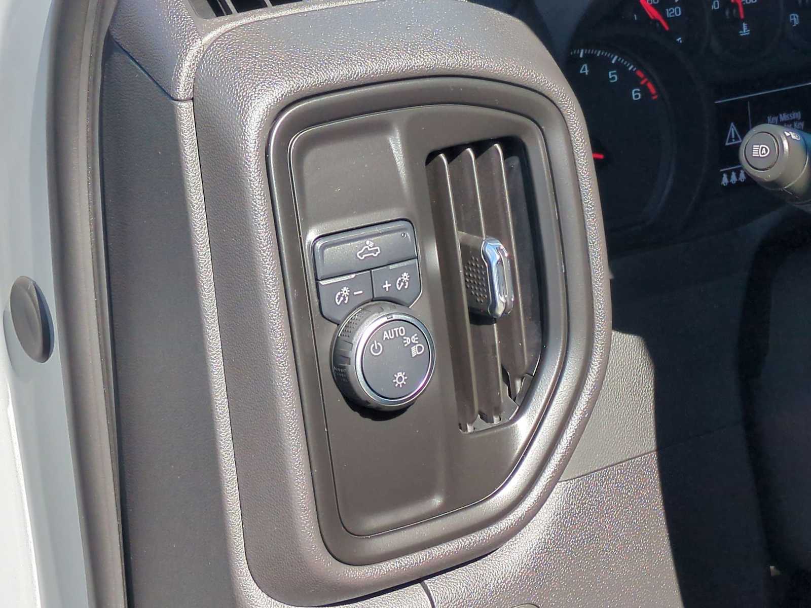 Thumbnail: 2025 Chevrolet Silverado 1500 - 34