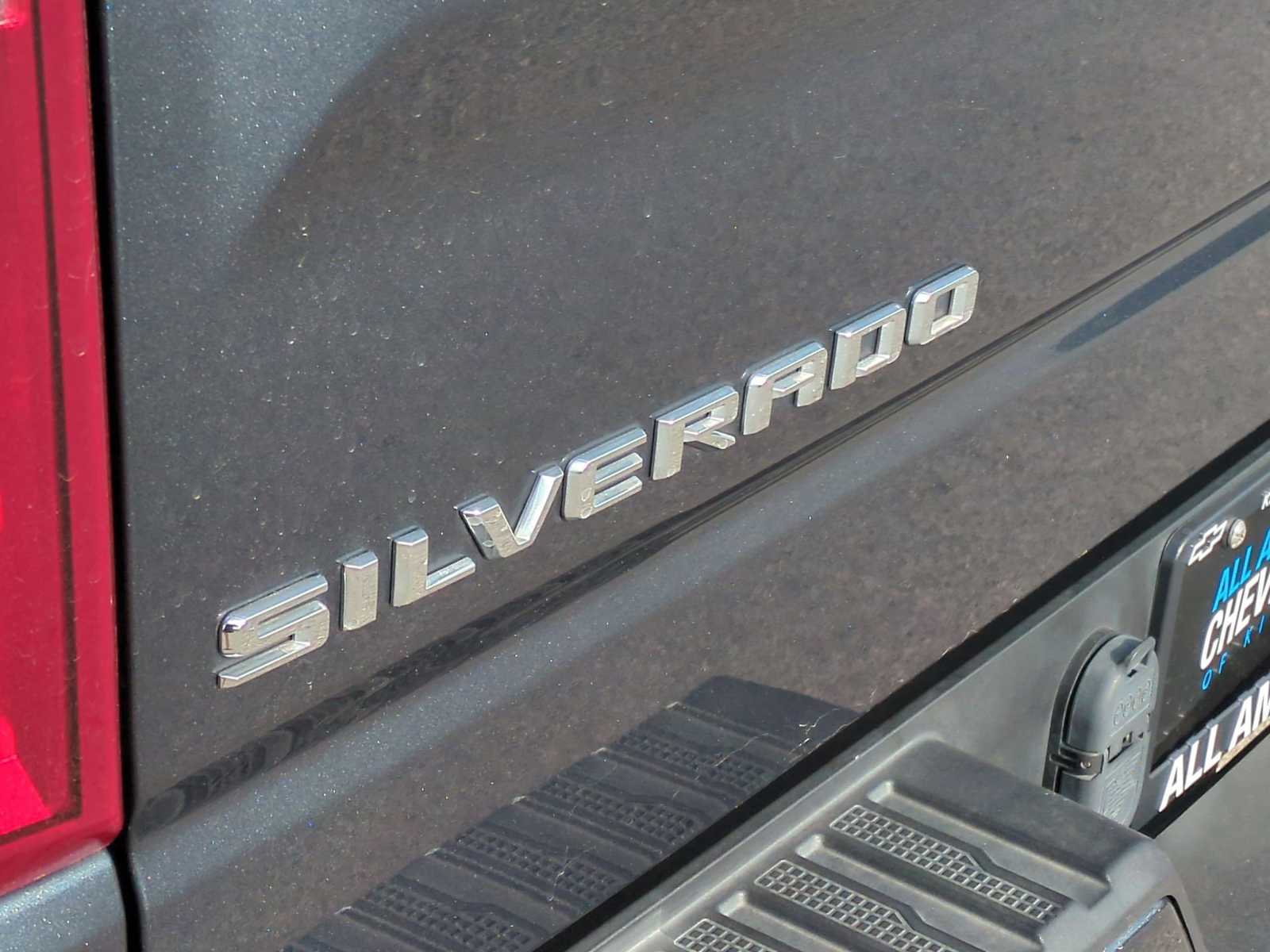 Thumbnail: 2020 Chevrolet Silverado 1500 - 32