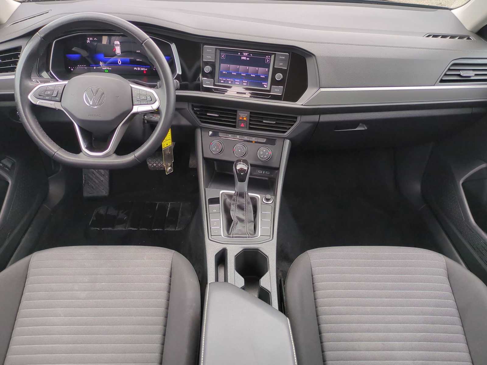 Thumbnail: 2024 Volkswagen Jetta - 18