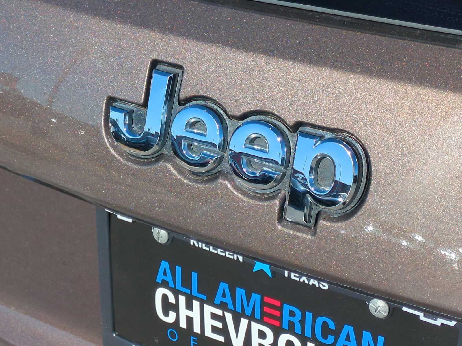 Thumbnail: 2019 Jeep Grand Cherokee - 32