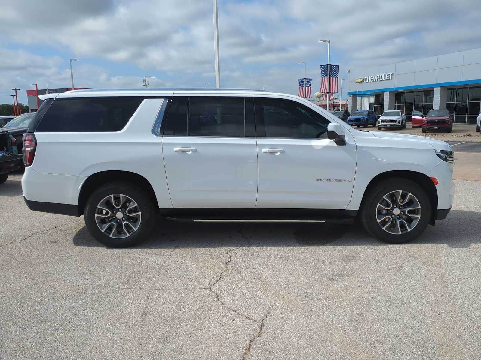 2021 Chevrolet Suburban LT 9