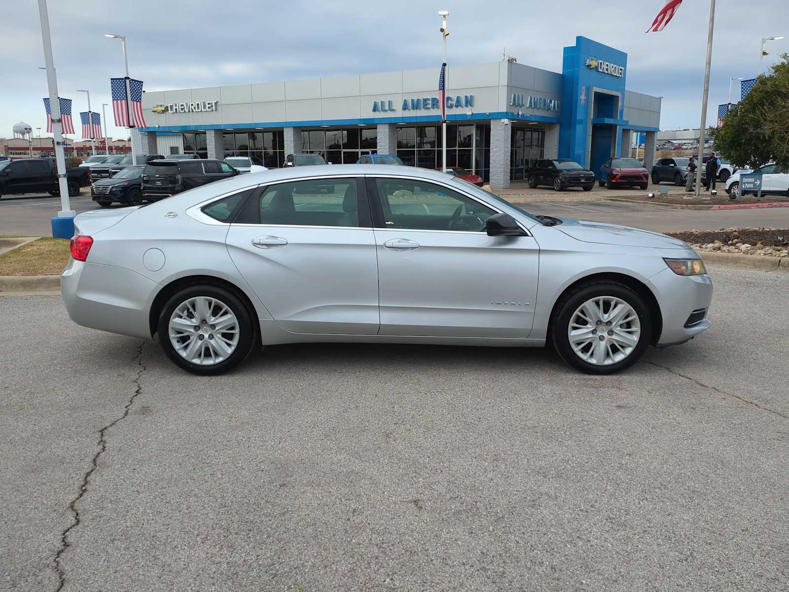 Thumbnail: 2014 Chevrolet Impala - 9