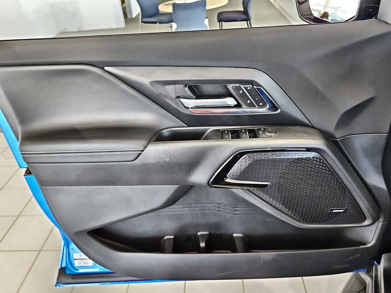 Thumbnail: 2025 Chevrolet Silverado EV - 9