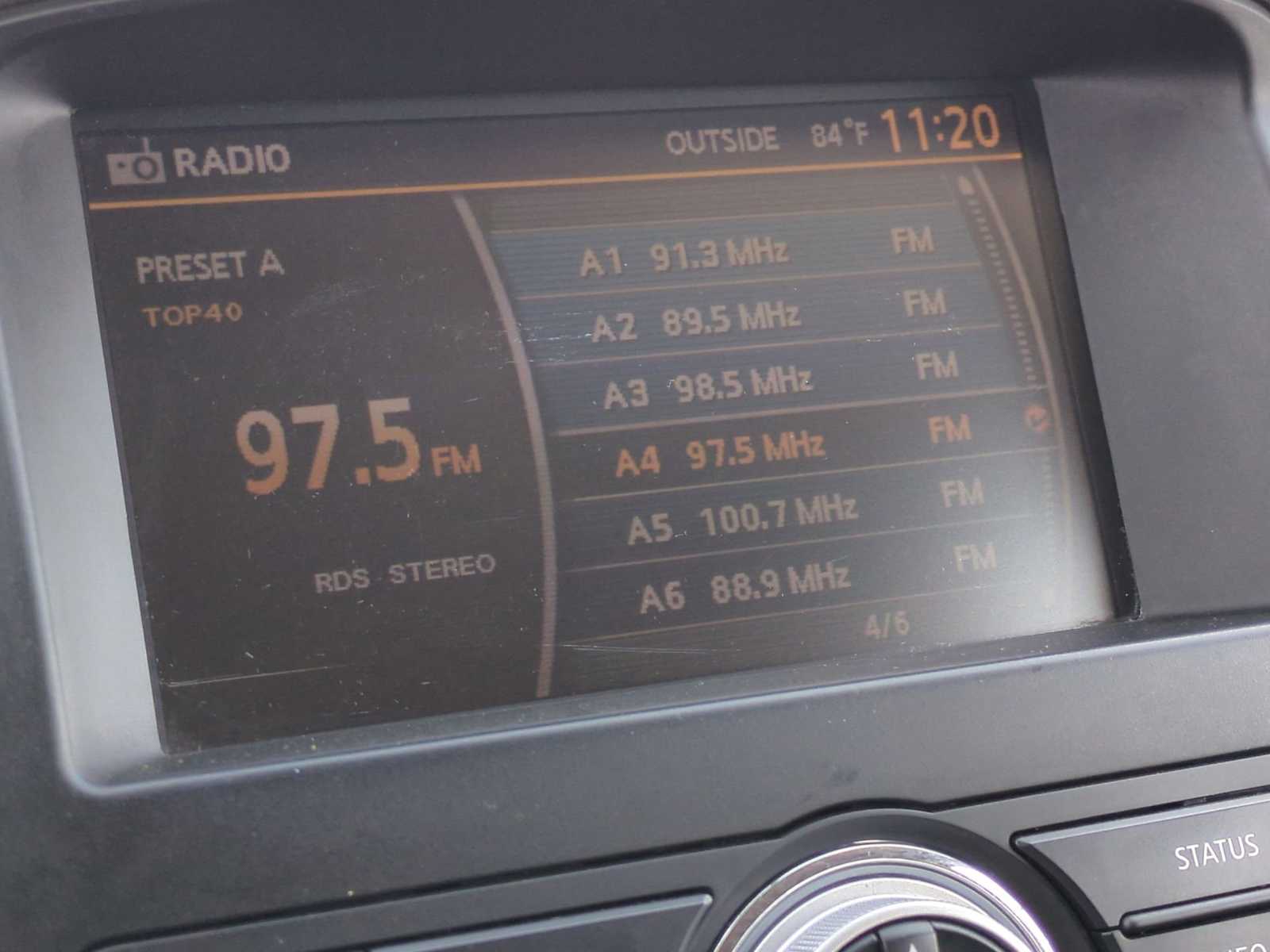 Thumbnail: 2012 Nissan Pathfinder - 13