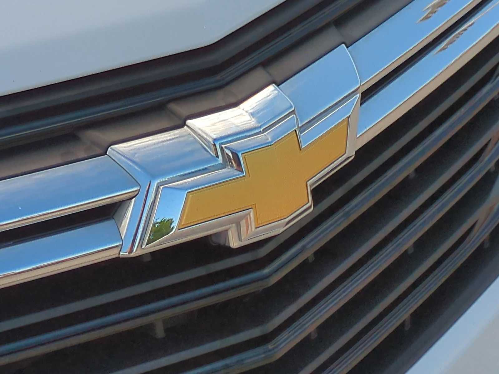 Thumbnail: 2023 Chevrolet Equinox - 31