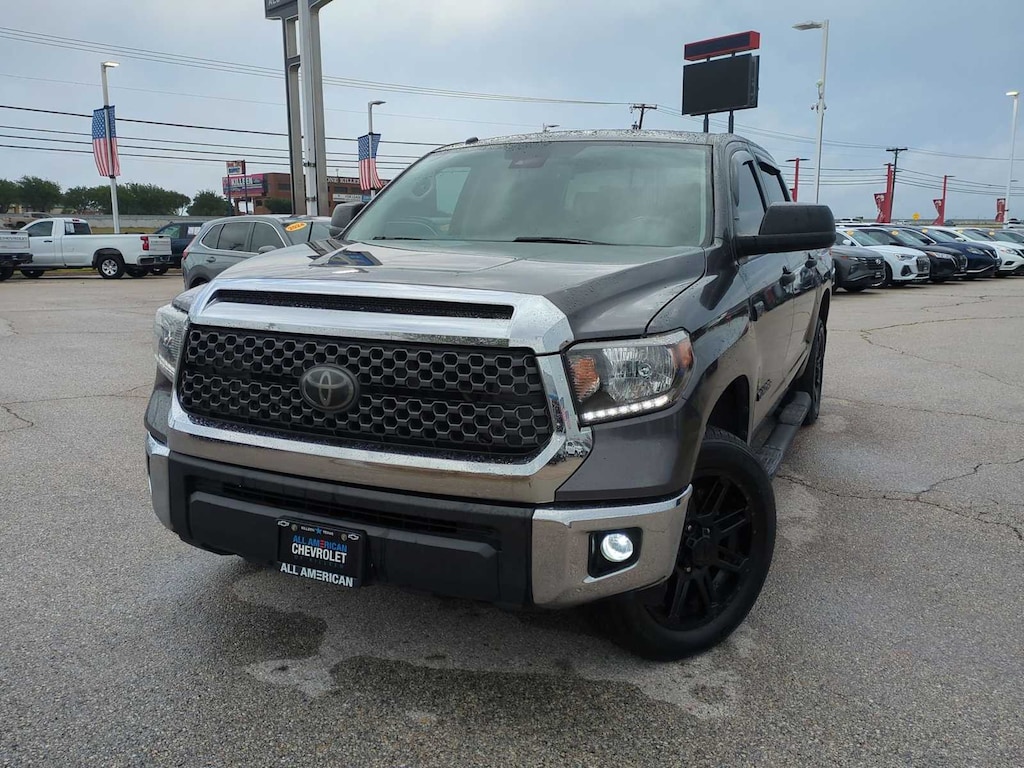 Used 2018 Toyota Tundra 4WD SR5