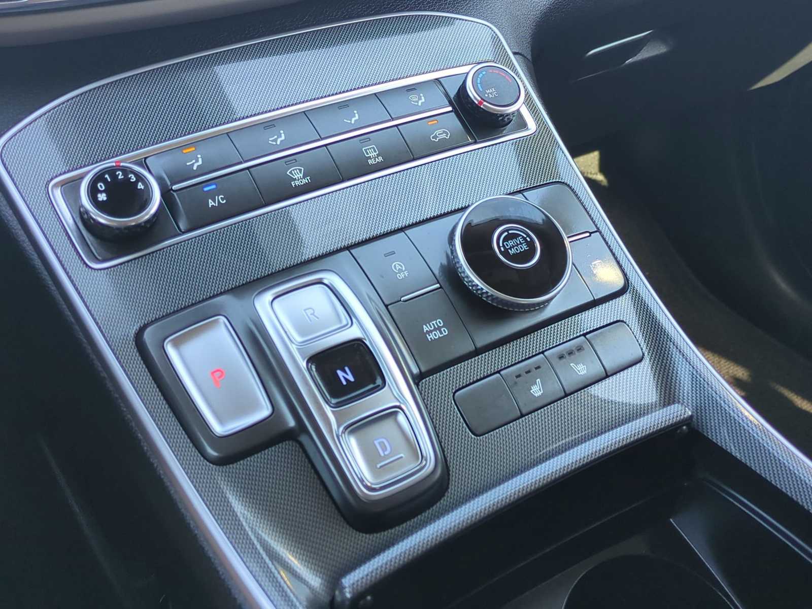 Thumbnail: 2022 Hyundai Santa Fe - 17