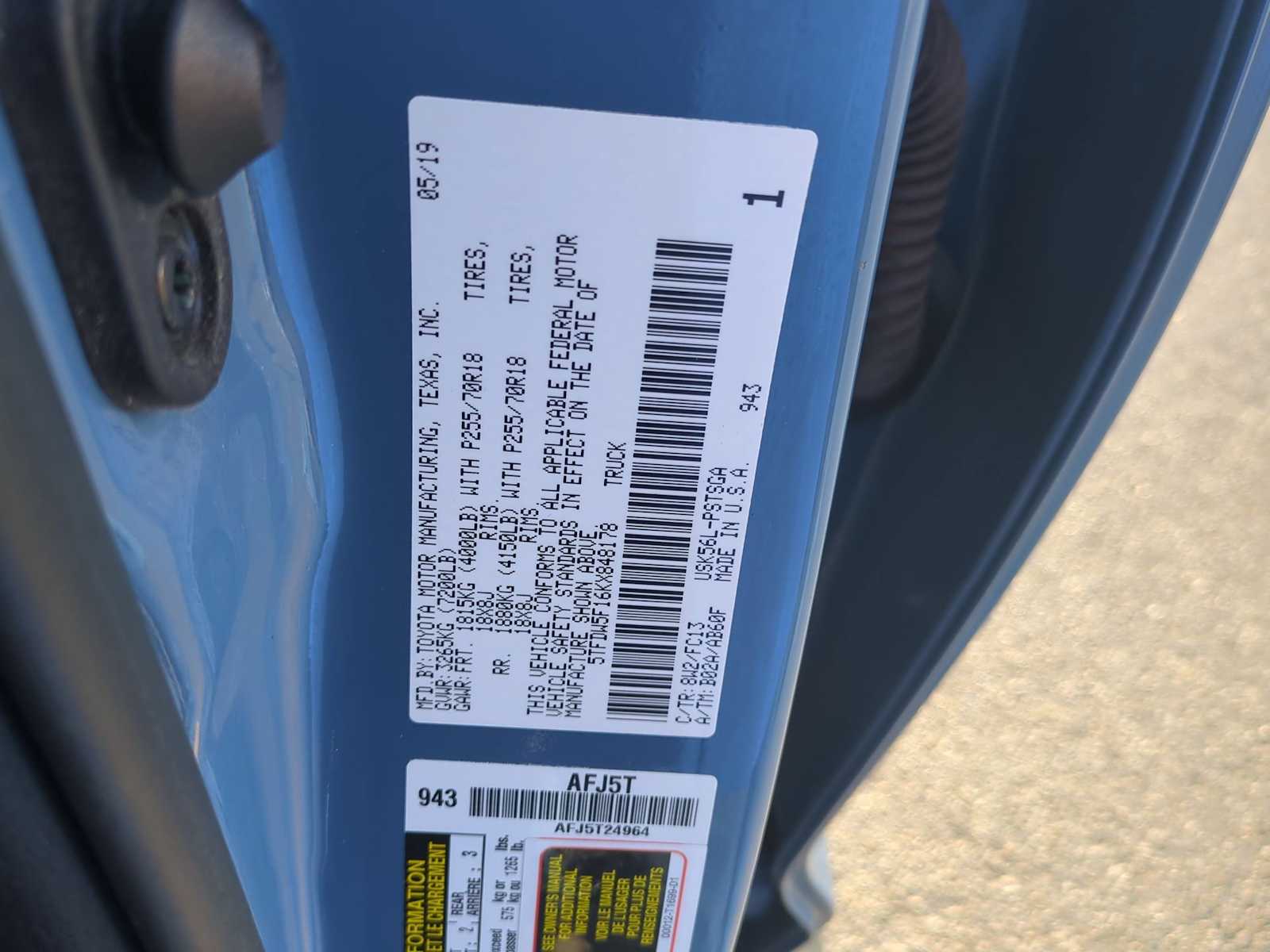 Thumbnail: 2019 Toyota Tundra - 32