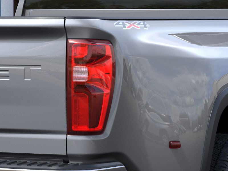 Thumbnail: 2026 Chevrolet Silverado 3500 - 11