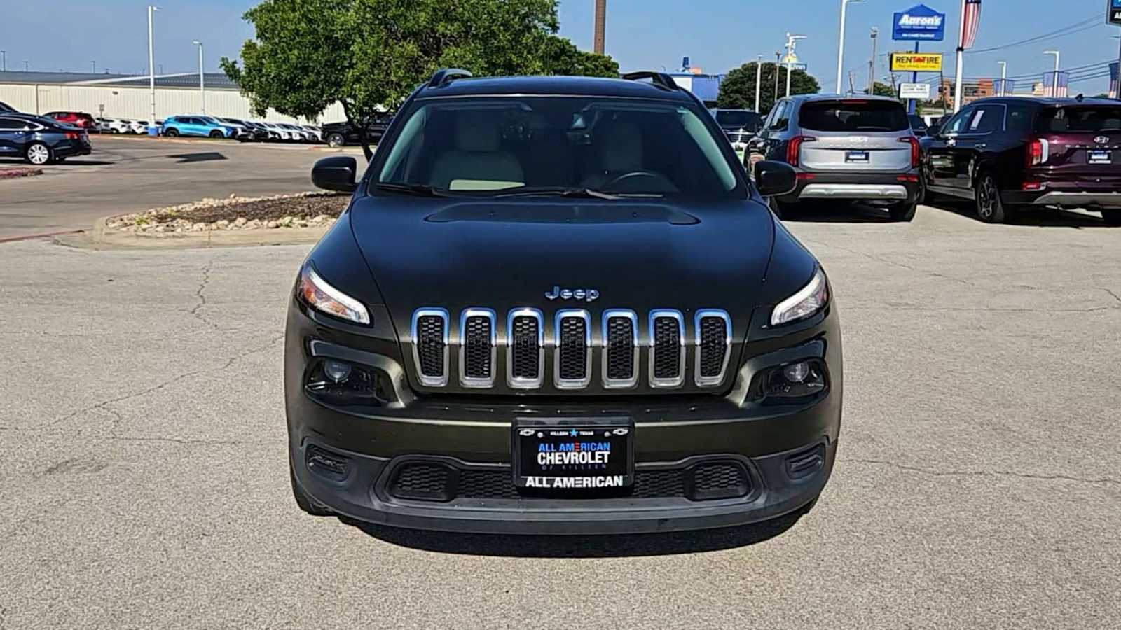 Thumbnail: 2016 Jeep Cherokee - 3