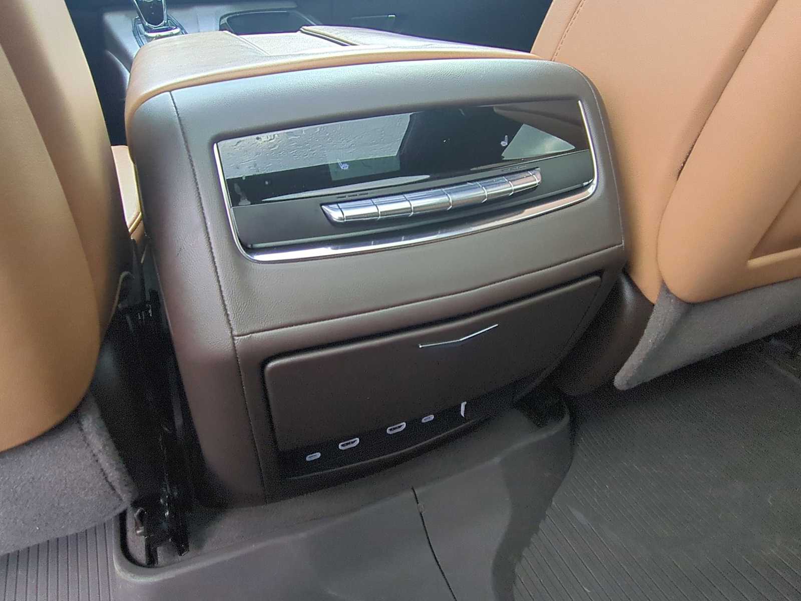 Thumbnail: 2023 Cadillac Escalade - 22