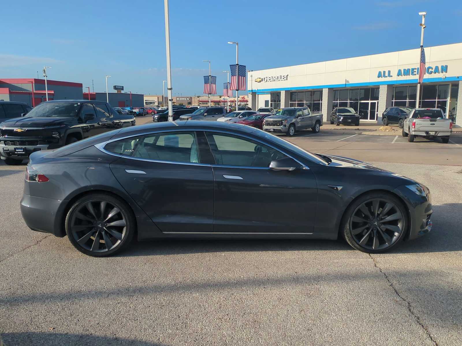 Thumbnail: 2017 Tesla Model S - 9