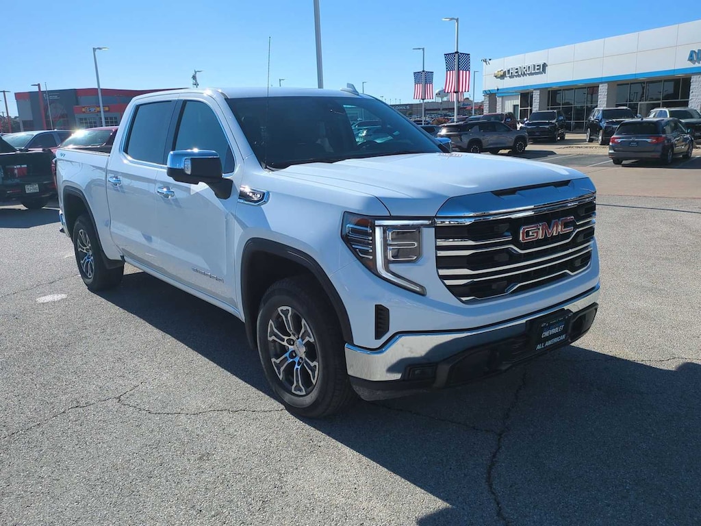 Used 2025 GMC Sierra 1500 SLT Truck