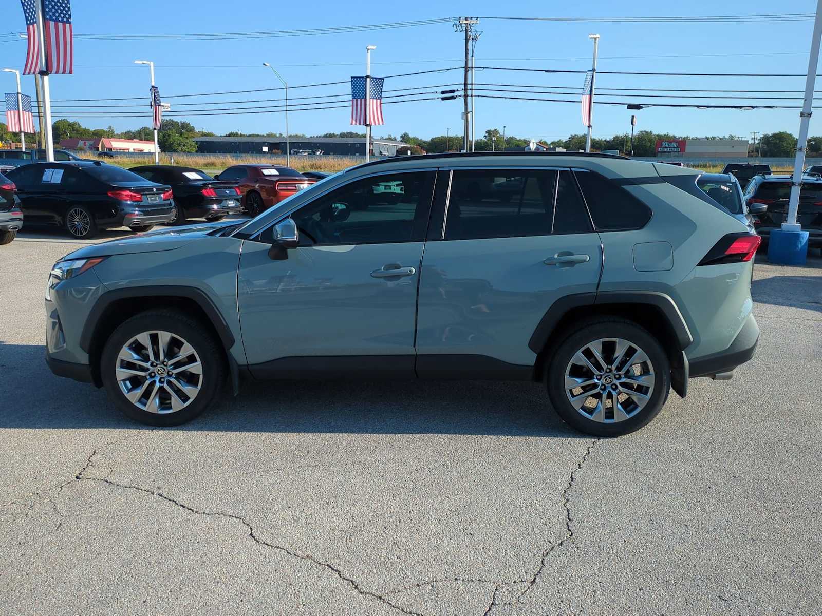 Thumbnail: 2022 Toyota RAV4 - 5