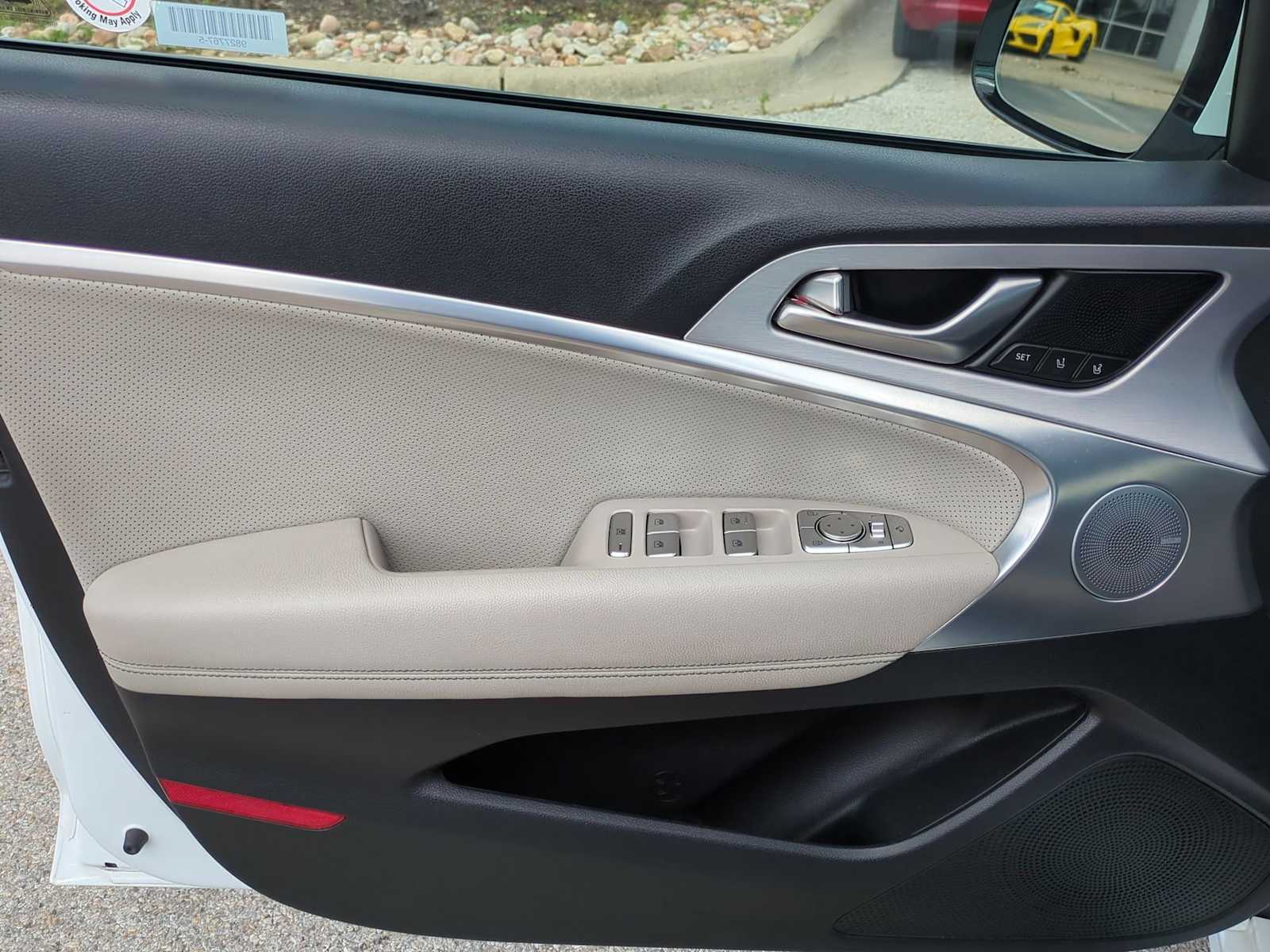 Thumbnail: 2021 Genesis G70 - 22