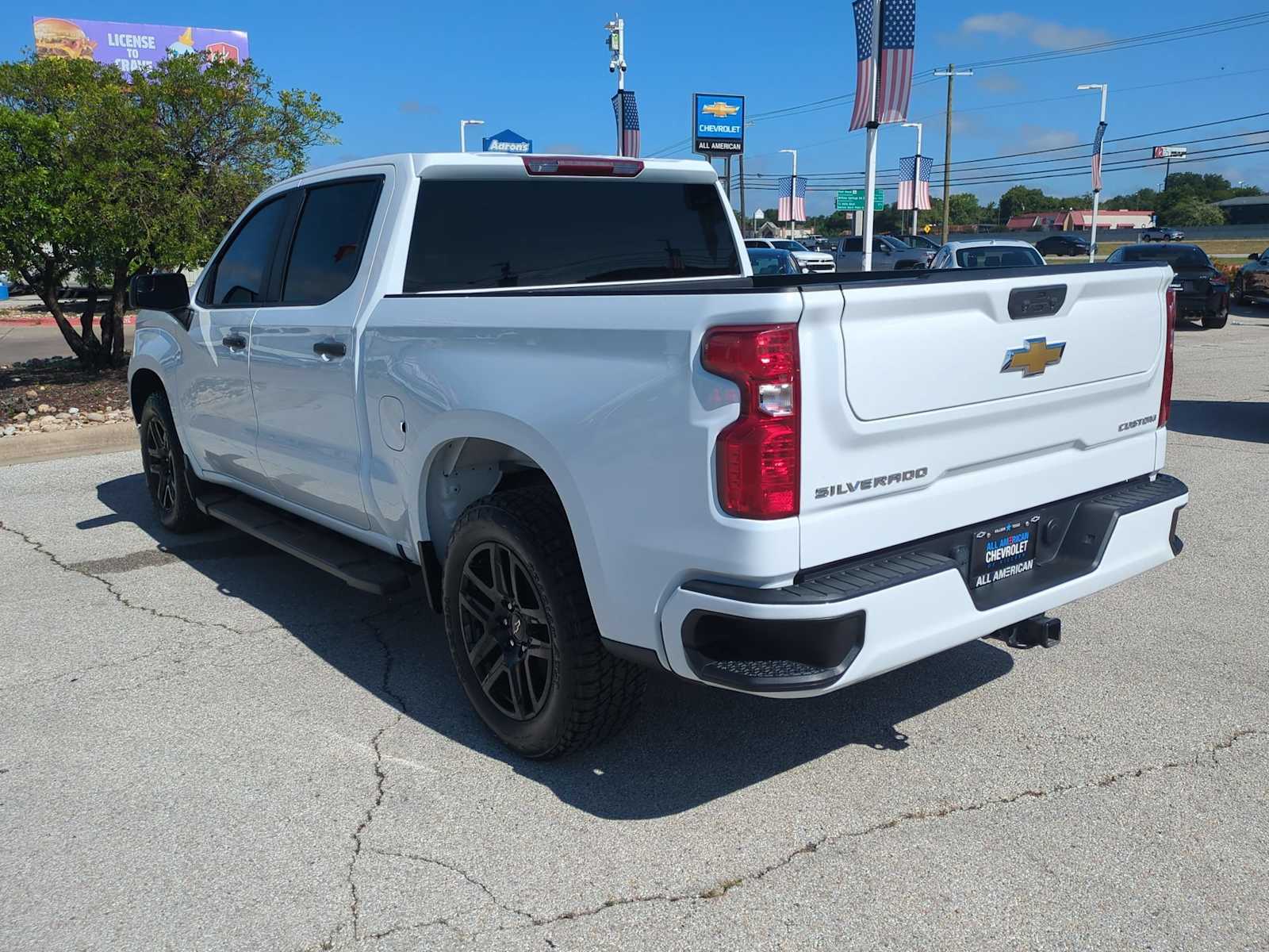Thumbnail: 2024 Chevrolet Silverado 1500 - 6
