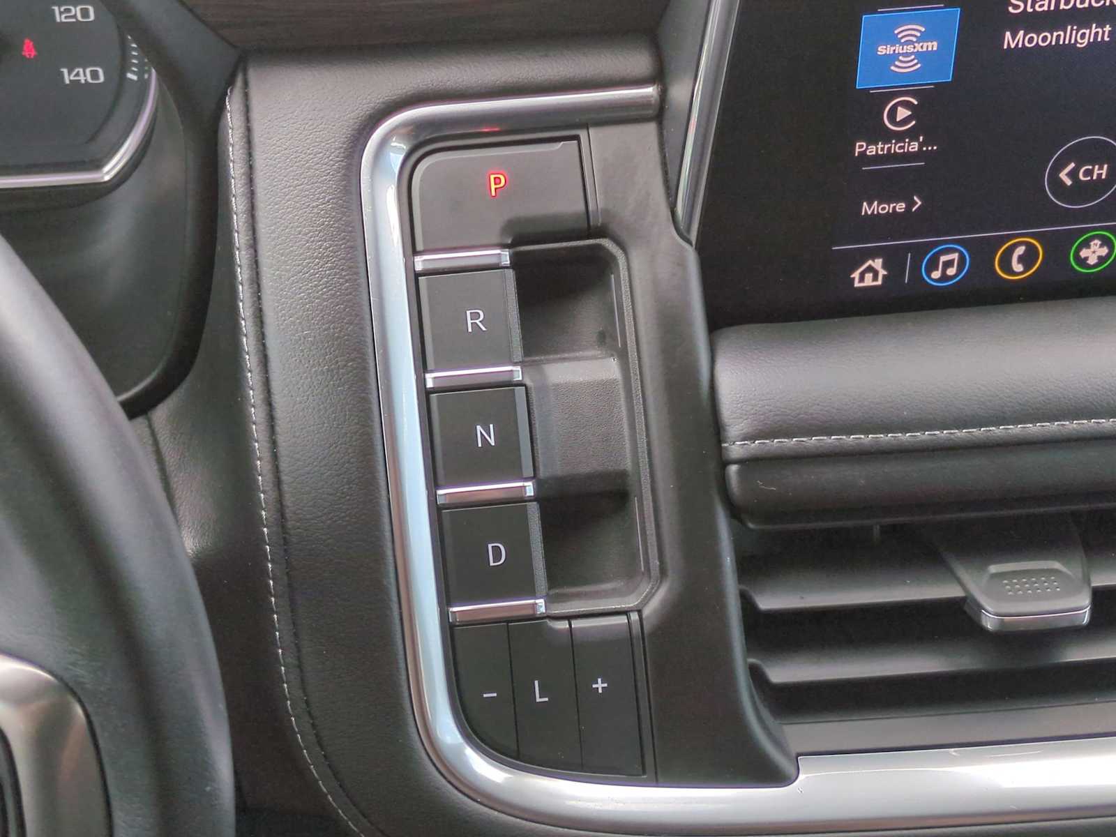 2021 Chevrolet Suburban LT 15