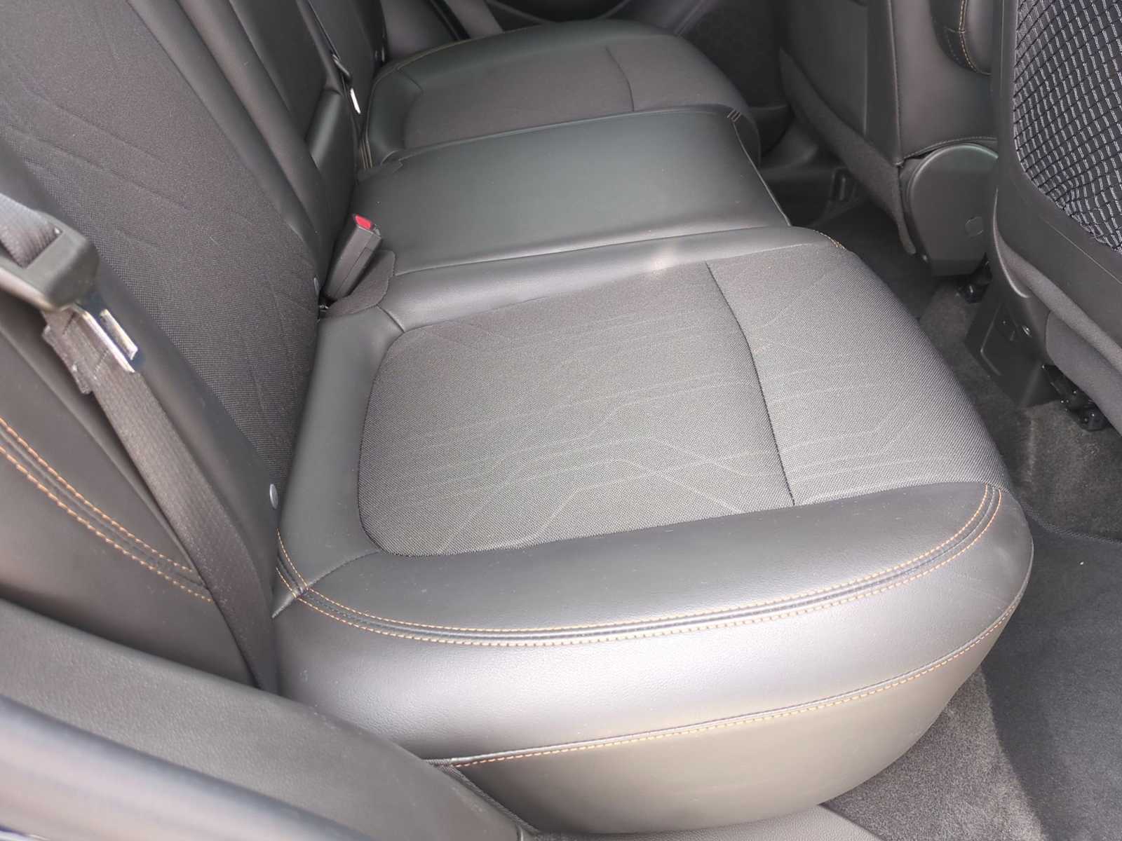 Thumbnail: 2021 Chevrolet Trax - 25