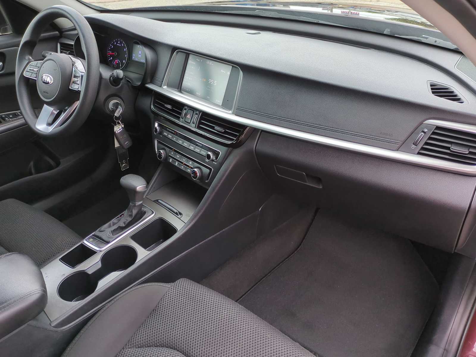 Thumbnail: 2019 Kia Optima - 25