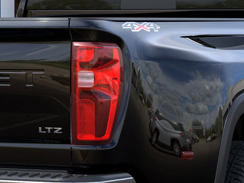 Thumbnail: 2026 Chevrolet Silverado 3500 - 11